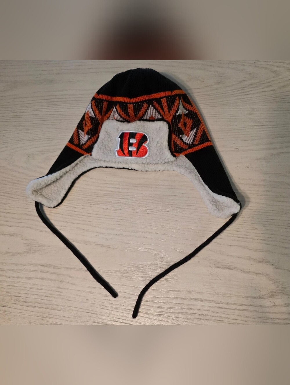 Men's New Era Black Cincinnati Bengals Knit Trapper Hat. New